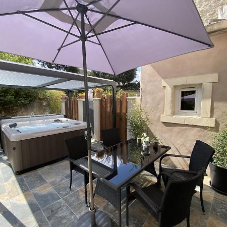 La Suite De Charme Du Mas De La Fontaine De Jonquier Avec Spa Privatif Séguret Exterior photo