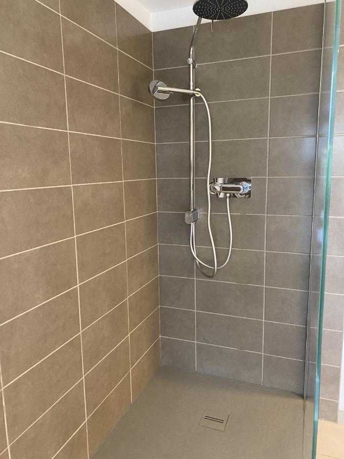 La Suite De Charme Du Mas De La Fontaine De Jonquier Avec Spa Privatif Séguret Exterior photo