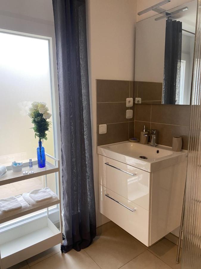 La Suite De Charme Du Mas De La Fontaine De Jonquier Avec Spa Privatif Séguret Exterior photo