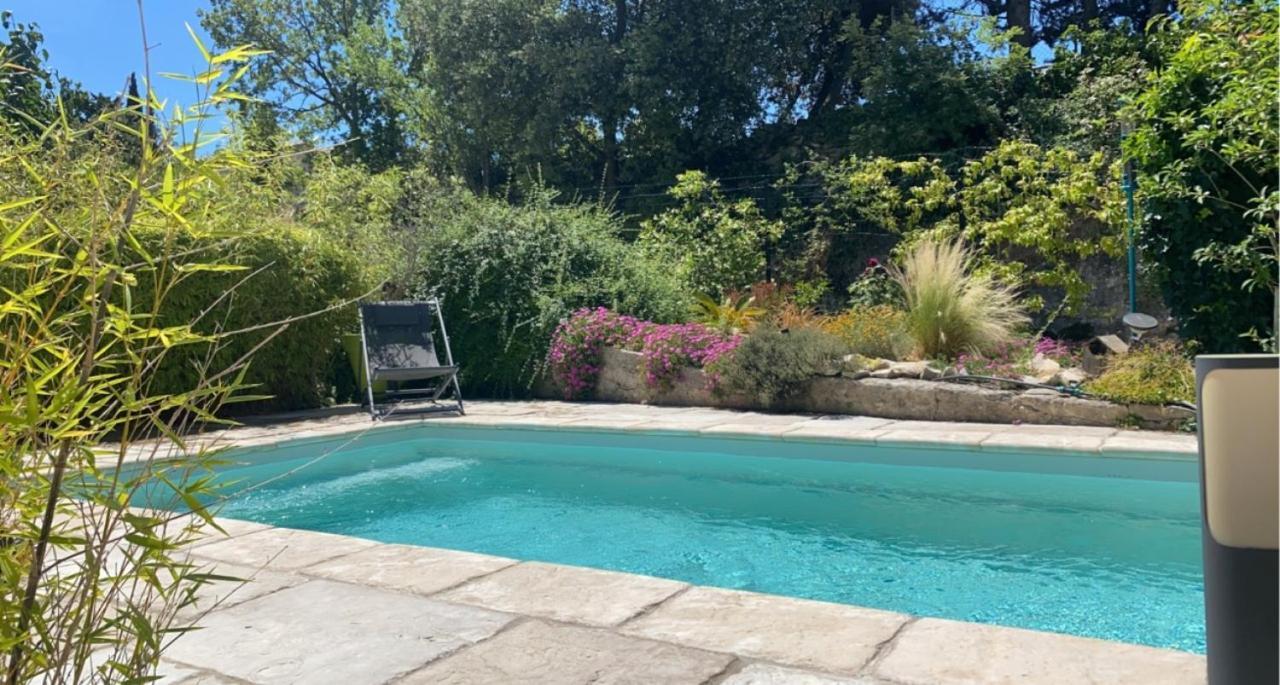 La Suite De Charme Du Mas De La Fontaine De Jonquier Avec Spa Privatif Séguret Exterior photo